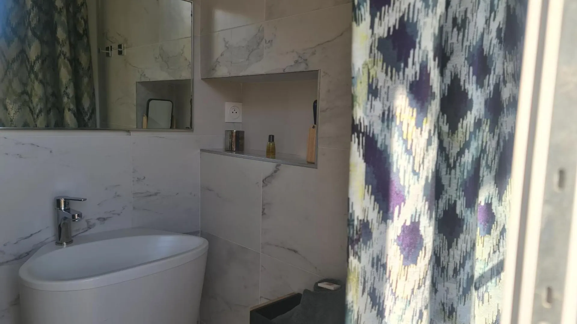 Le Petit Trianon Et Le Charme Des Suites Nice 2*,  Frankrijk