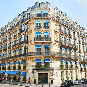 La Tremoille 3*, Paris France