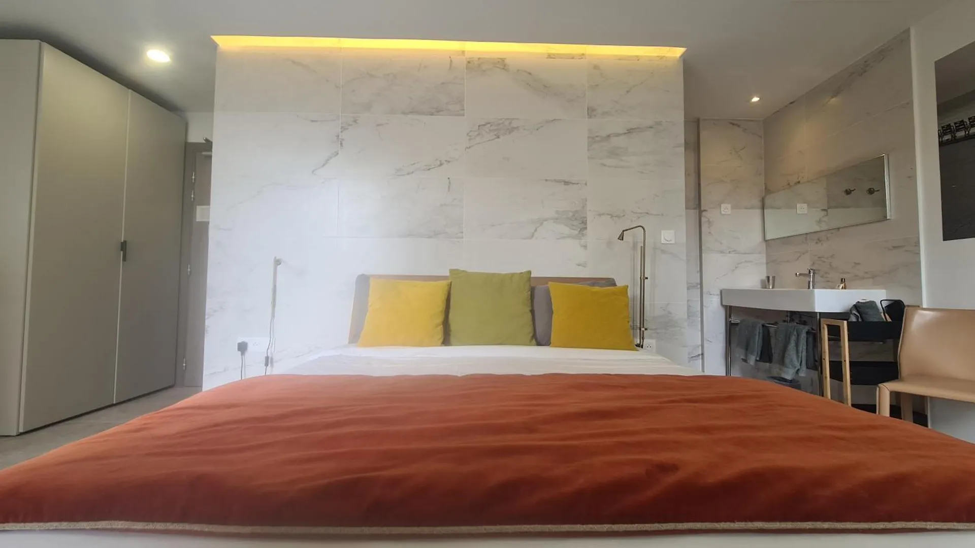 ** Hotel Le Petit Trianon Et Le Charme Des Suites Nice France