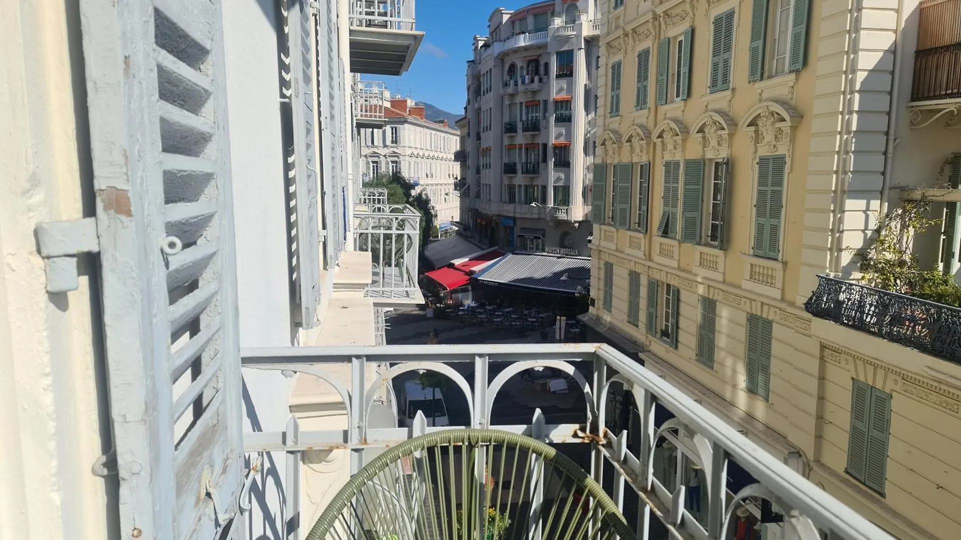 Le Petit Trianon Et Le Charme Des Suites Nice